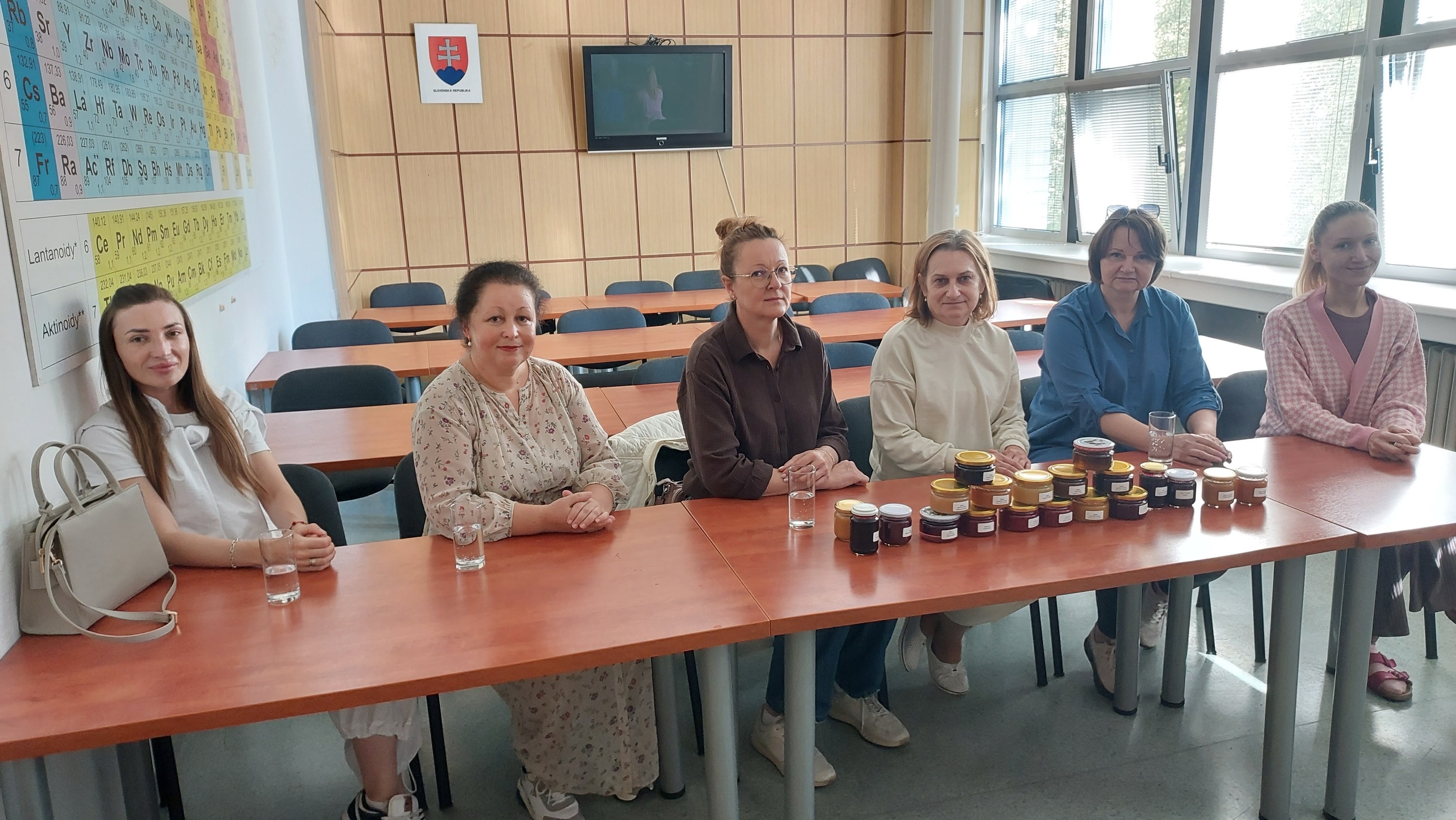 Od nekonvenčných plodov k potravinám: Ústav potravinárstva pokračuje v spolupráci s Národnou botanickou záhradou v Kyjeve
