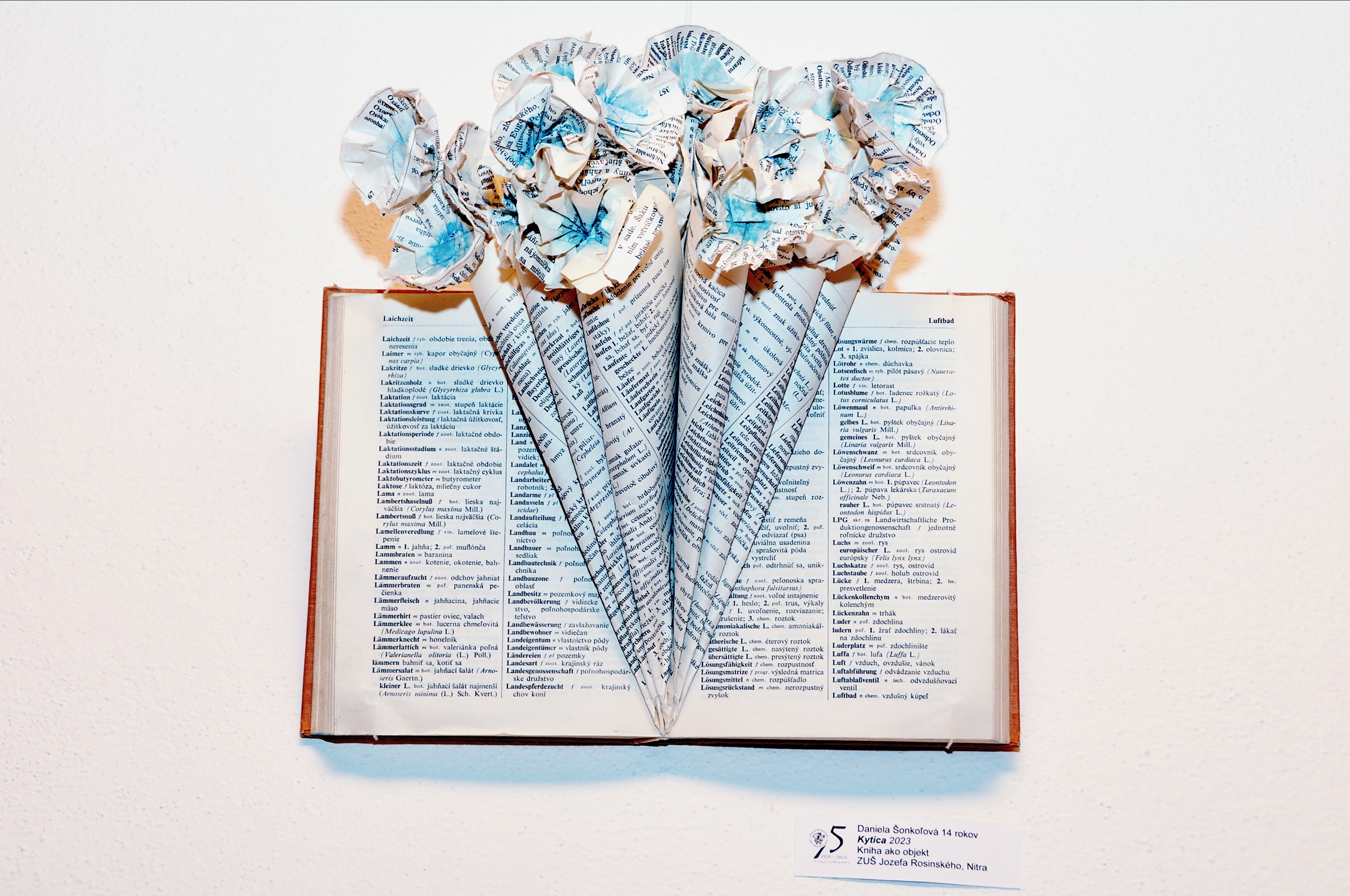 Tvorba z vyradených kníh - žiaci ZUŠ